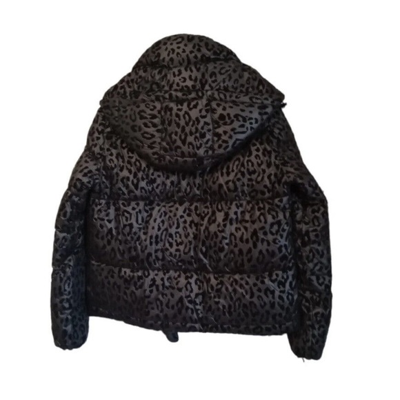 BCBGeneration Hooded Midweight Puffer Jacket in Black/Leopard - Picture 7 of 9